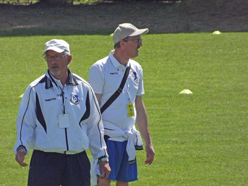 treviso---cadidavid-aprile-2012---1-raggruppamento-nazionale--scuole-calcio-qualificate-figc--in-campo-con-i-cuccioli_17004580148_o