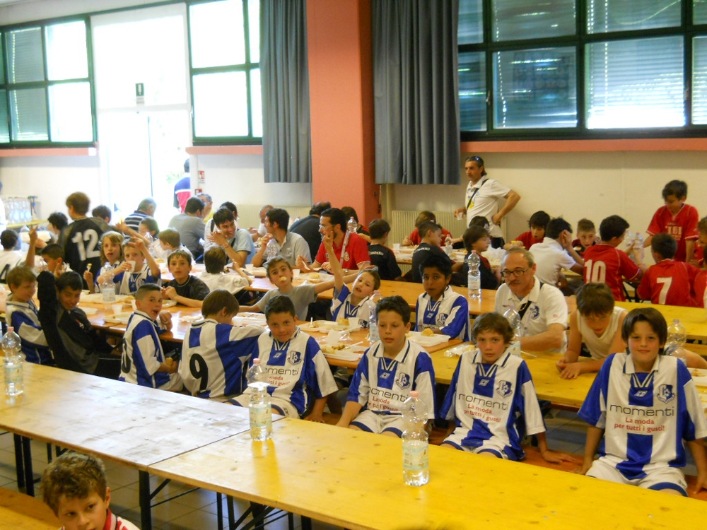 treviso---cadidavid-aprile-2012---1-raggruppamento-nazionale--scuole-calcio-qualificate-figc--in-campo-con-i-cuccioli_17004585918_o