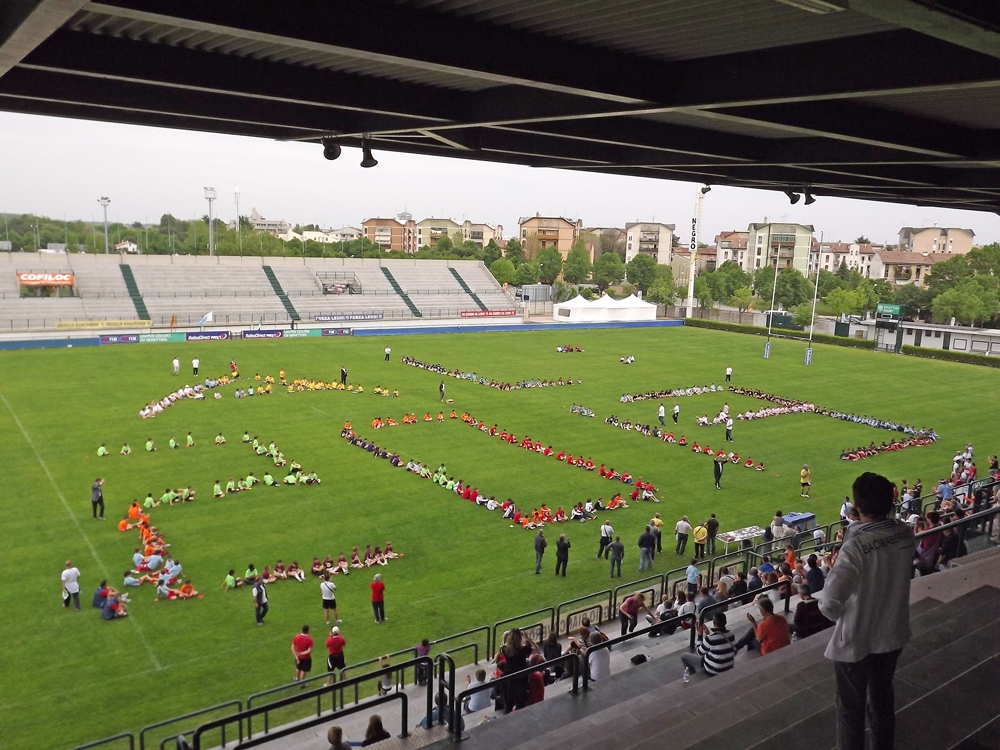 treviso---cadidavid-aprile-2012---1-raggruppamento-nazionale--scuole-calcio-qualificate-figc--in-campo-con-i-cuccioli_17004772120_o