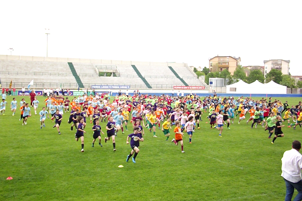 treviso---cadidavid-aprile-2012---1-raggruppamento-nazionale--scuole-calcio-qualificate-figc--in-campo-con-i-cuccioli_17006146779_o