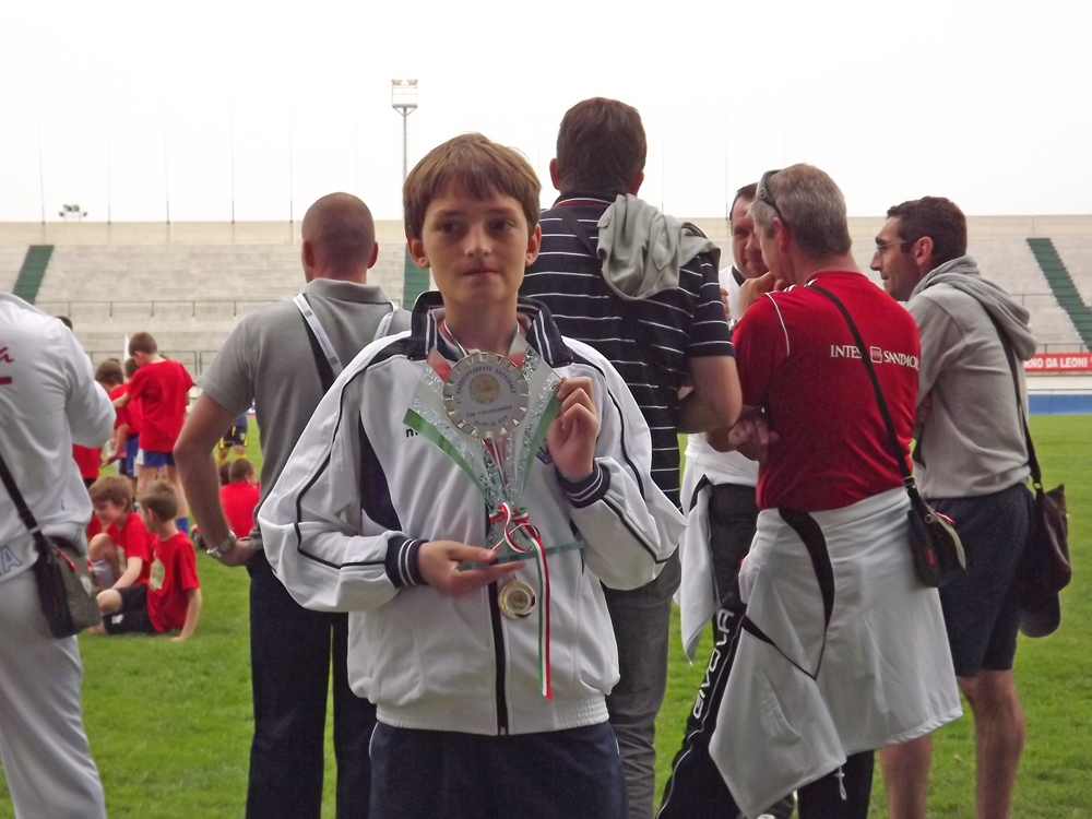 treviso---cadidavid-aprile-2012---1-raggruppamento-nazionale--scuole-calcio-qualificate-figc--in-campo-con-i-cuccioli_17191744961_o